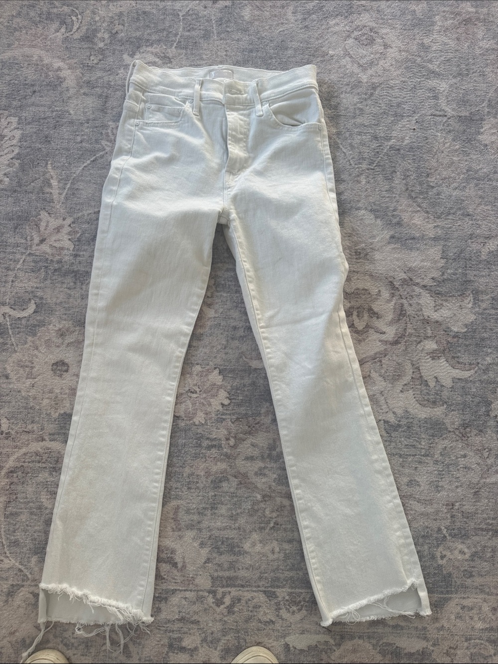 MOTHER White Straight-Leg Jeans with Raw Hem